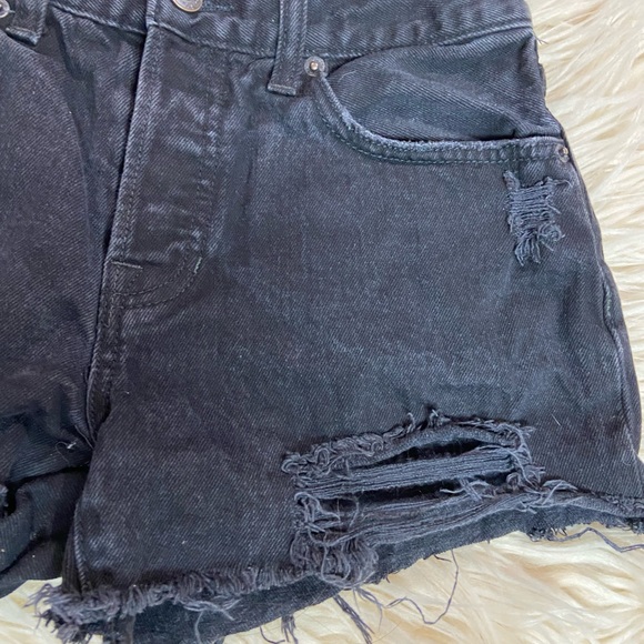 Free People Sofia Short in Black distressed - Picture 3 of 6